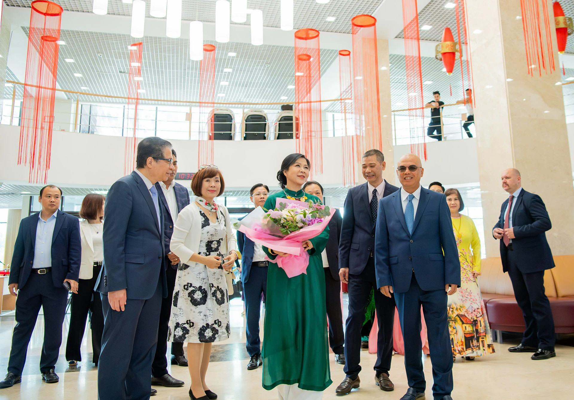 ngô phương ly