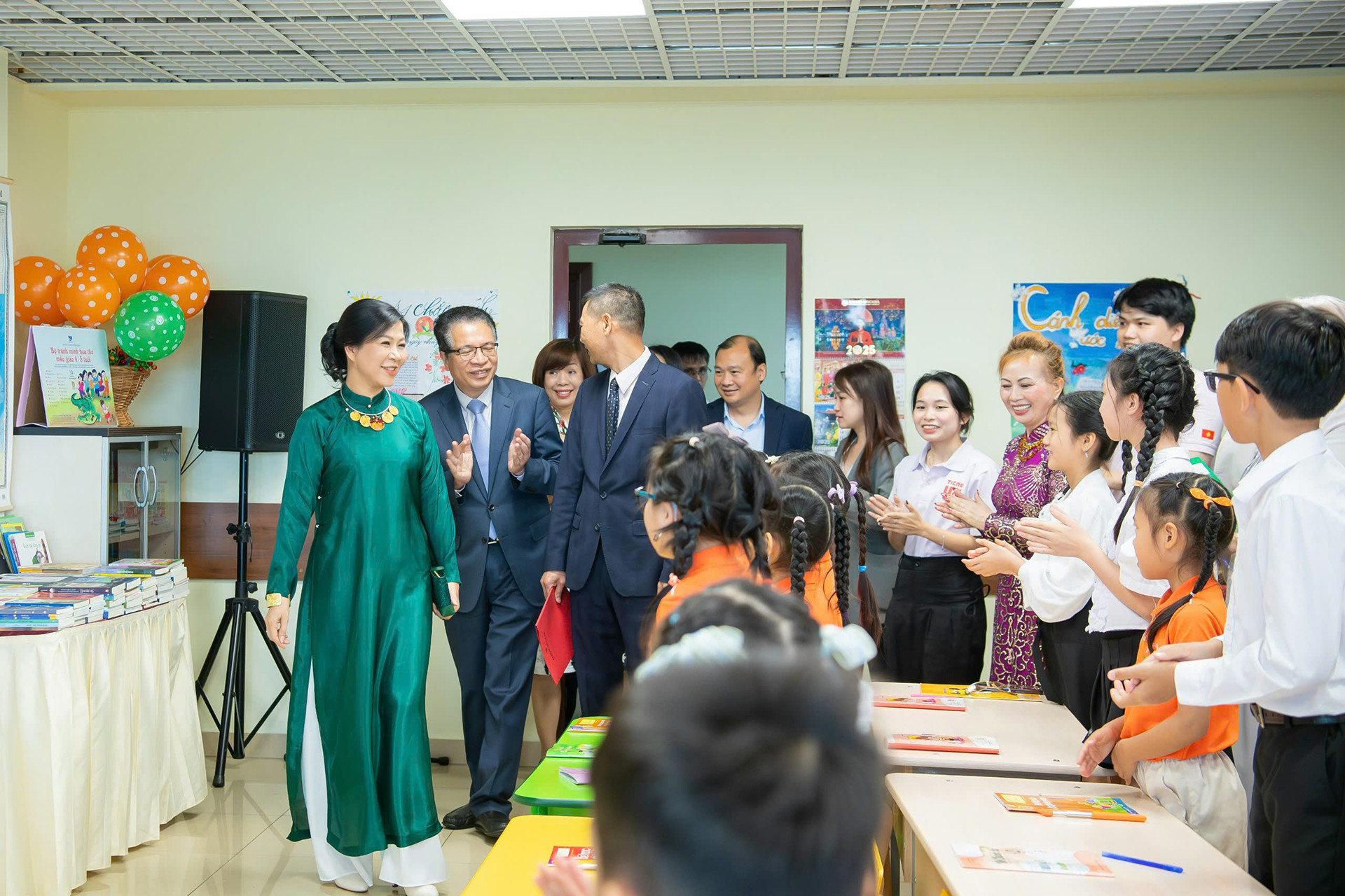ngô phương ly