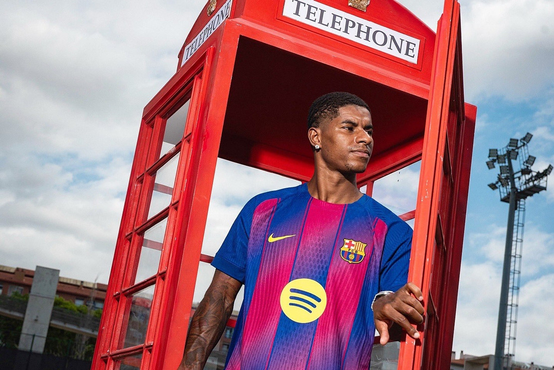 Rashford ra mắt Barca: 'Tôi cảm thấy như đang ở nhà'