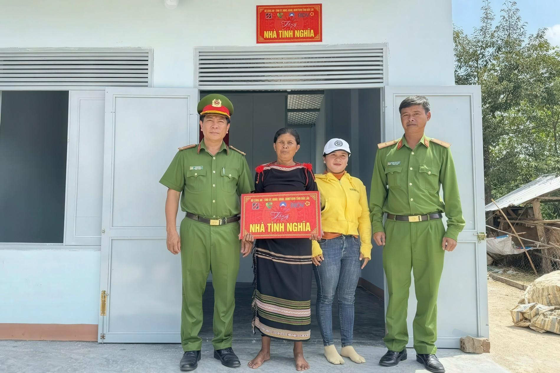 Tăng tốc xóa nhà tạm, nhà dột nát: Đắk Lắk sắp 'về đích' với cách làm riêng