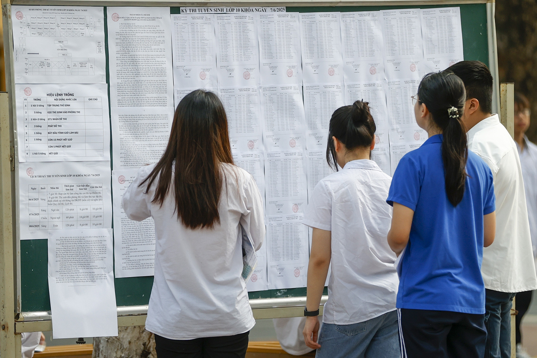 Tra cứu điểm chuẩn, điểm sàn tuyển sinh năm 2024 của các trường đại học cả nước