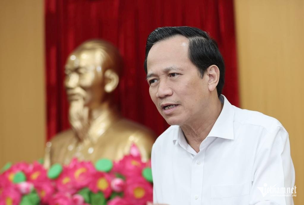 W-Bo truong Dung.jpg