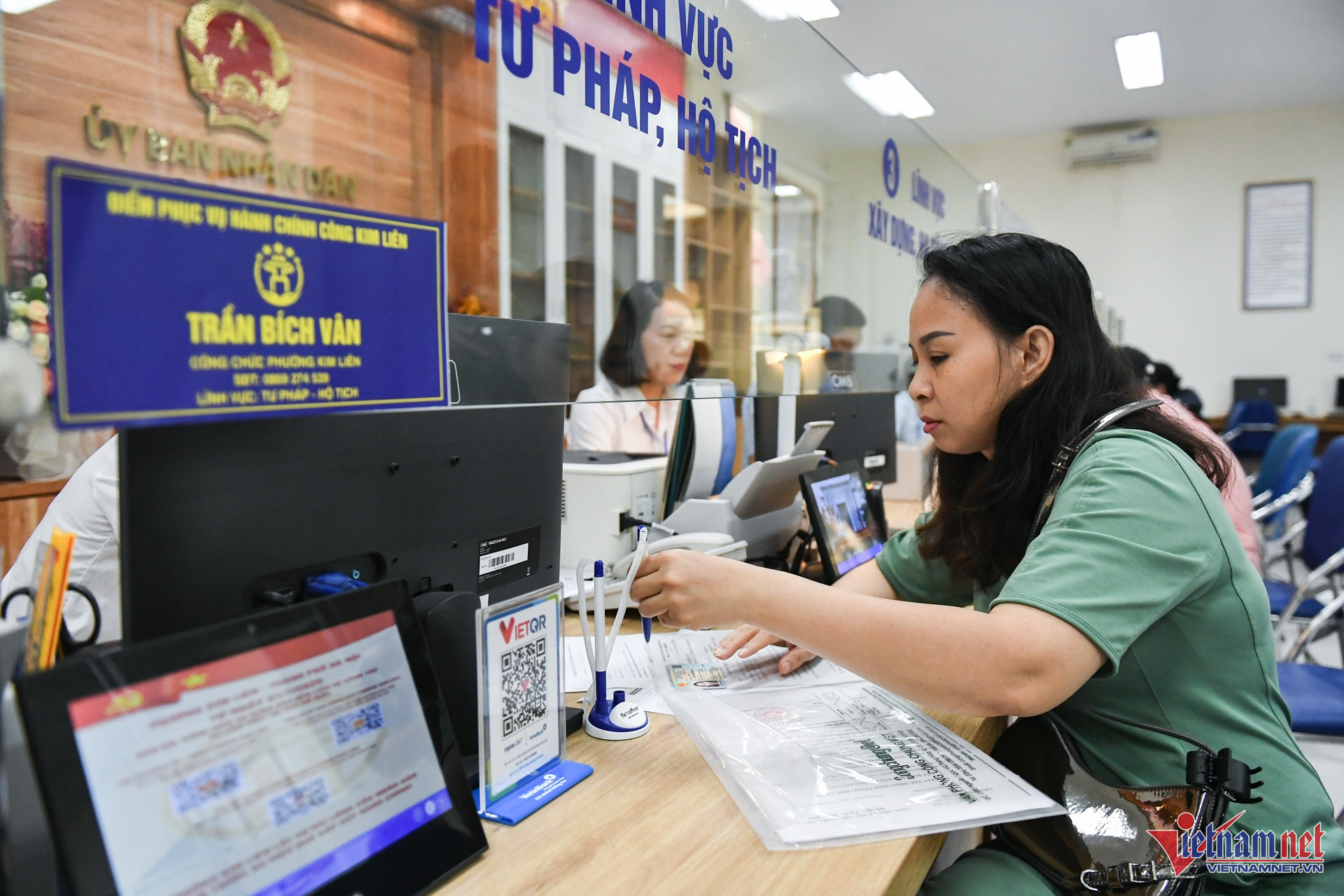 W-hanh chinh   van phong 32.jpg