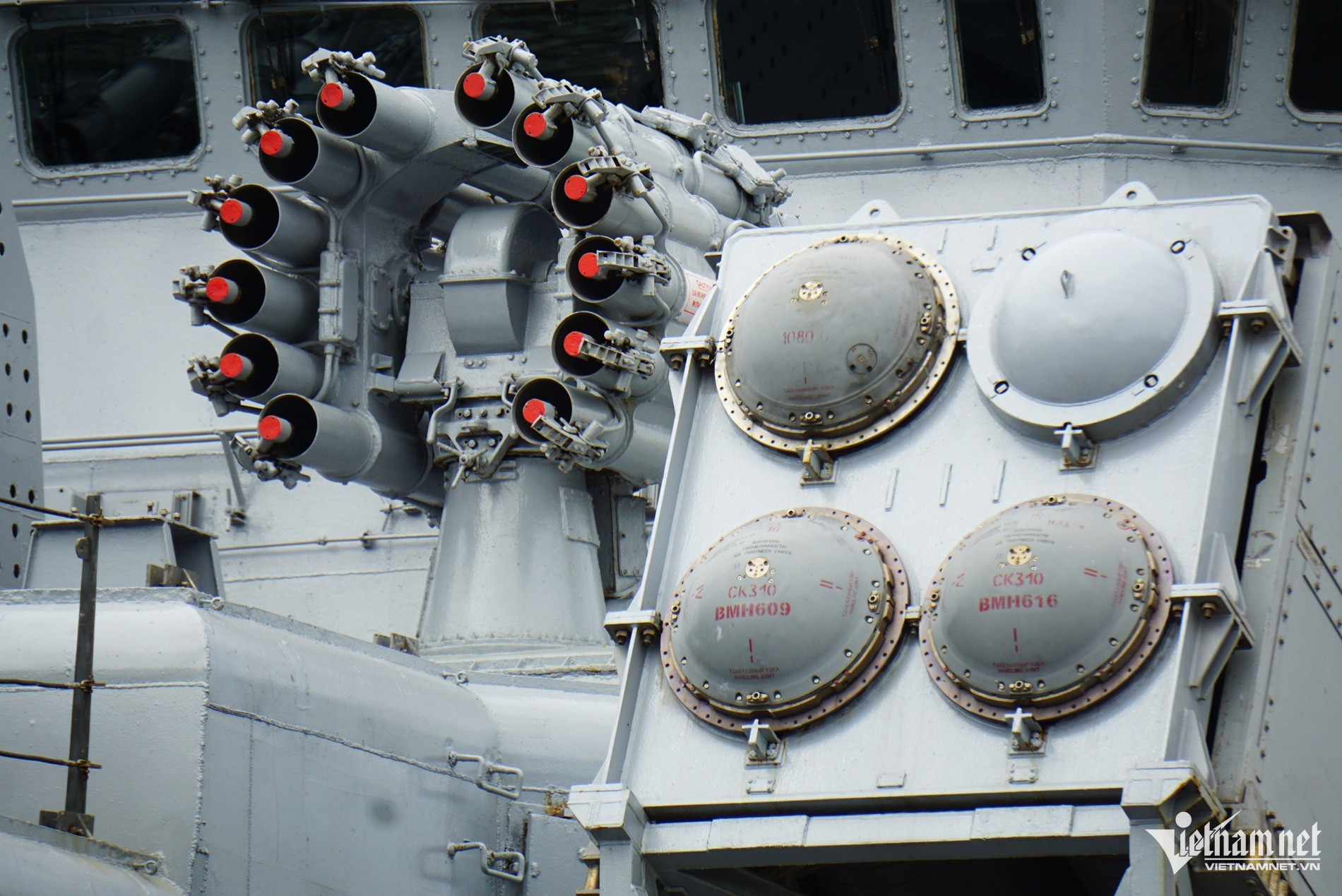 W-tau an do1.JPG.jpg