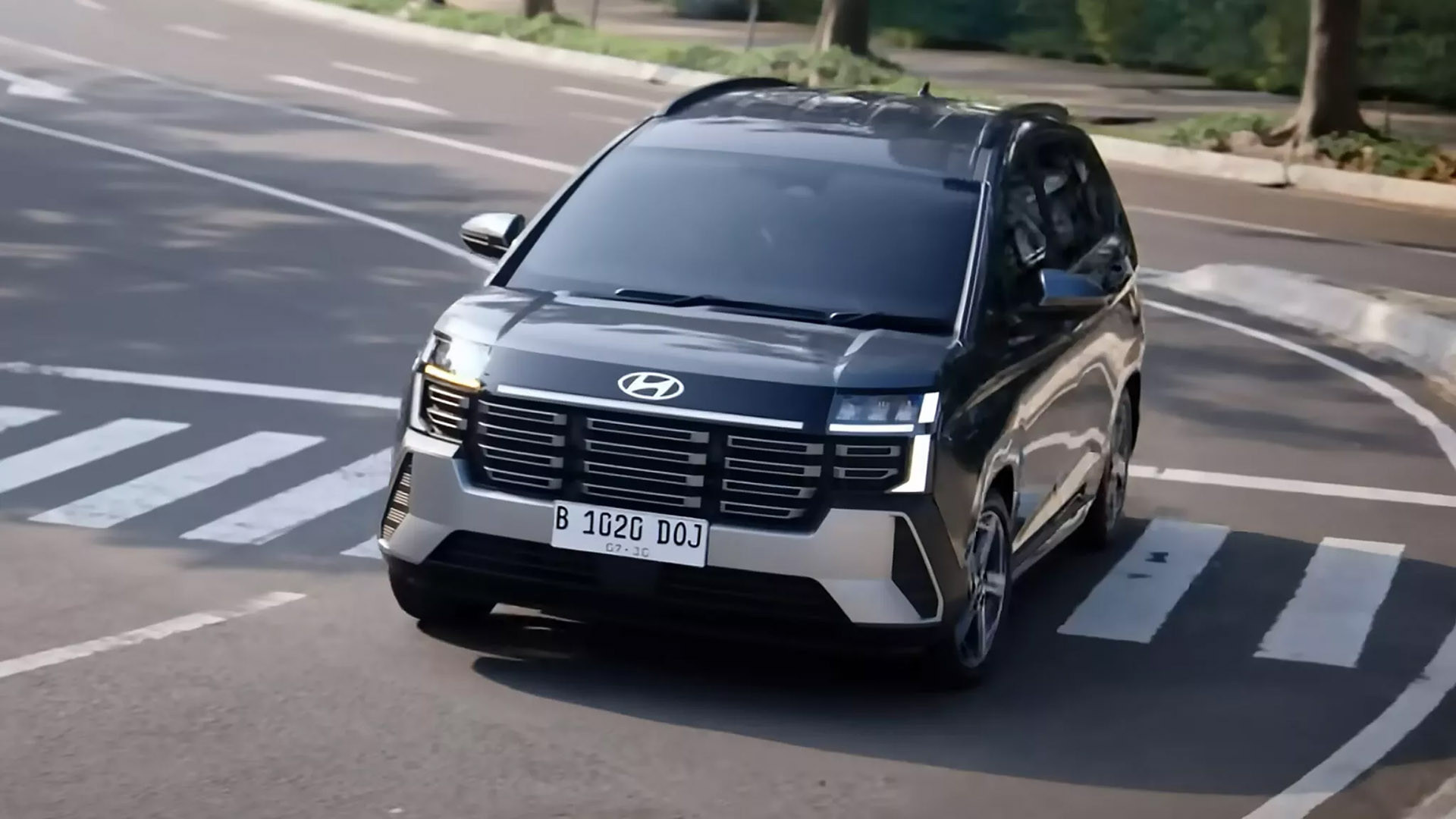 Hyundai Stargazer 2025 (14).jpg
