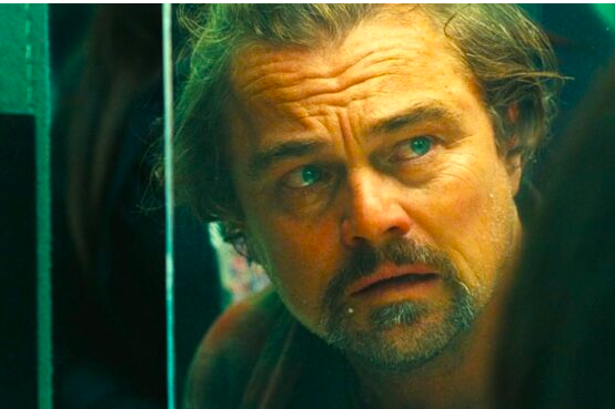 Ngoại hình luộm thuộm, già nua của nam thần 1 thời Leonardo DiCaprio ở tuổi 51