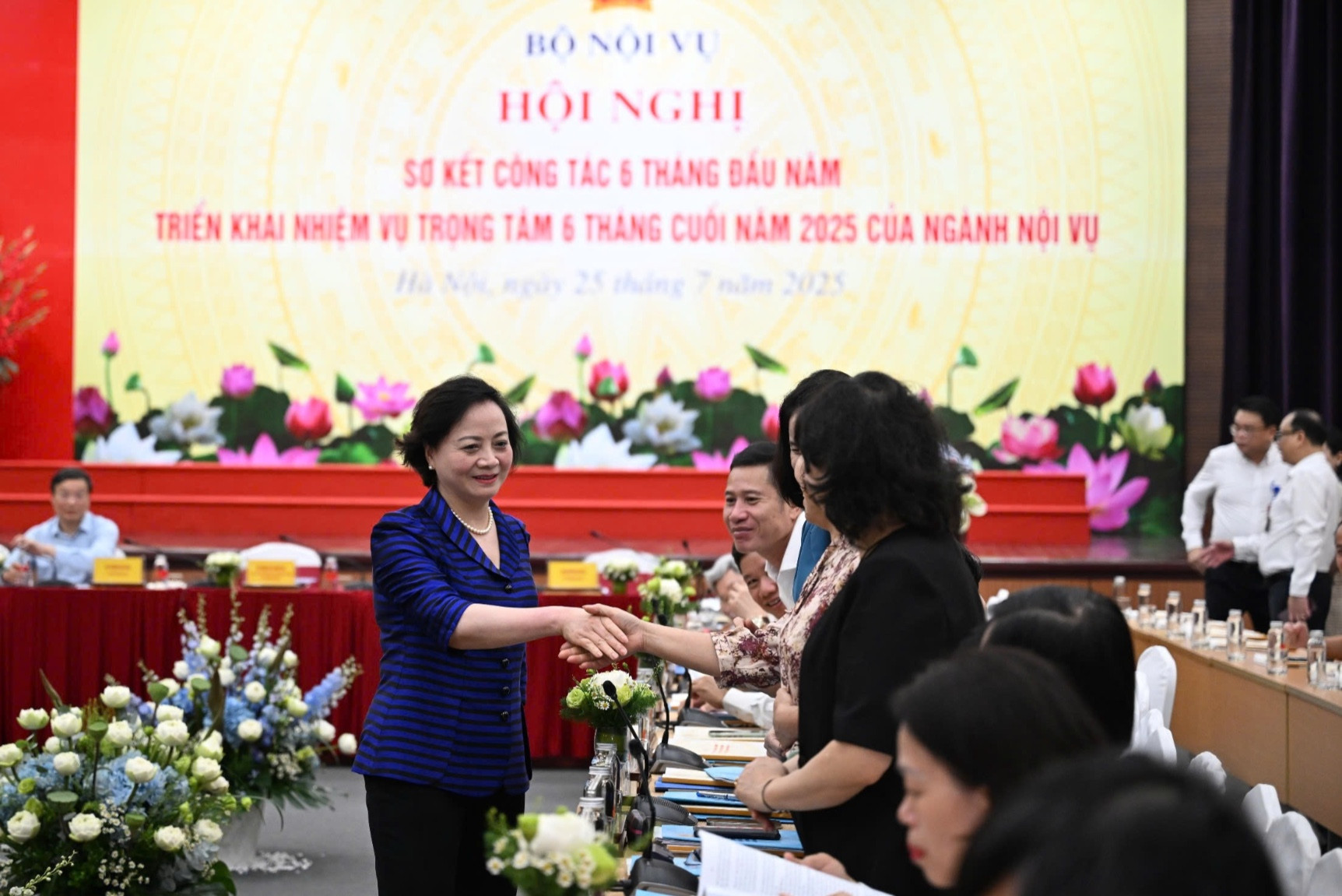 Nọi vu 2.jpg