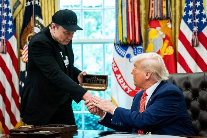 Ông Trump phủ nhận việc muốn đế chế kinh doanh của Elon Musk 'sụp đổ'