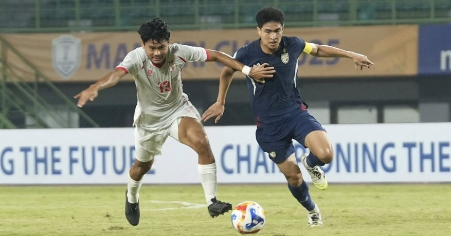 Trực tiếp bóng đá U23 Indonesia 0-0 U23 Thái Lan: Khung thành rung chuyển