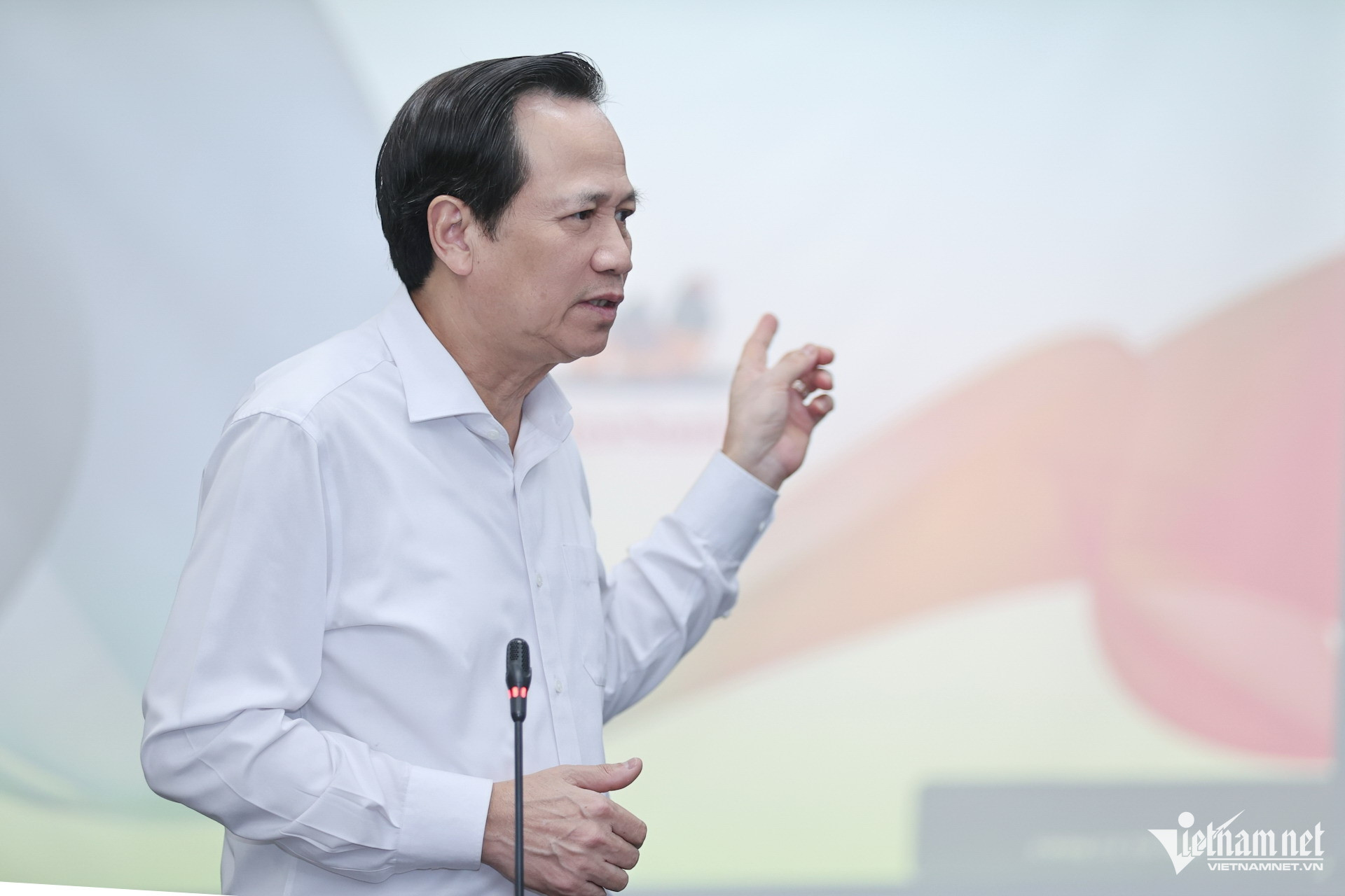 W-Bo truong Dao Ngoc Dung 2.jpg