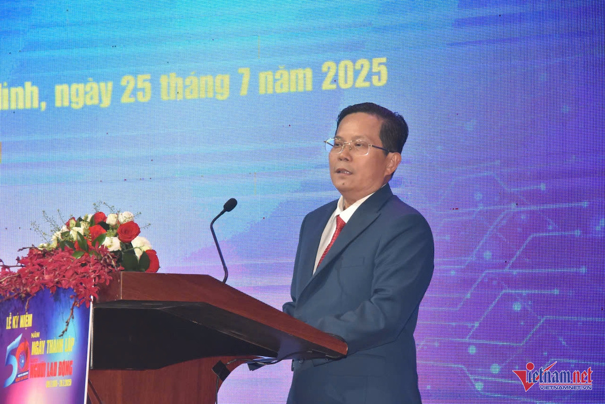 W-tô đình tuân.jpg