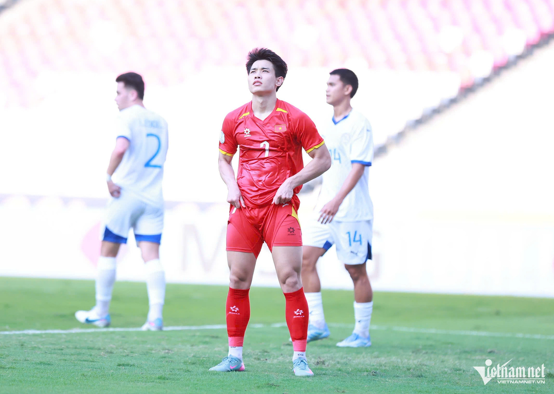 W-u23 viet nam vs u23 philippines 17.jpg