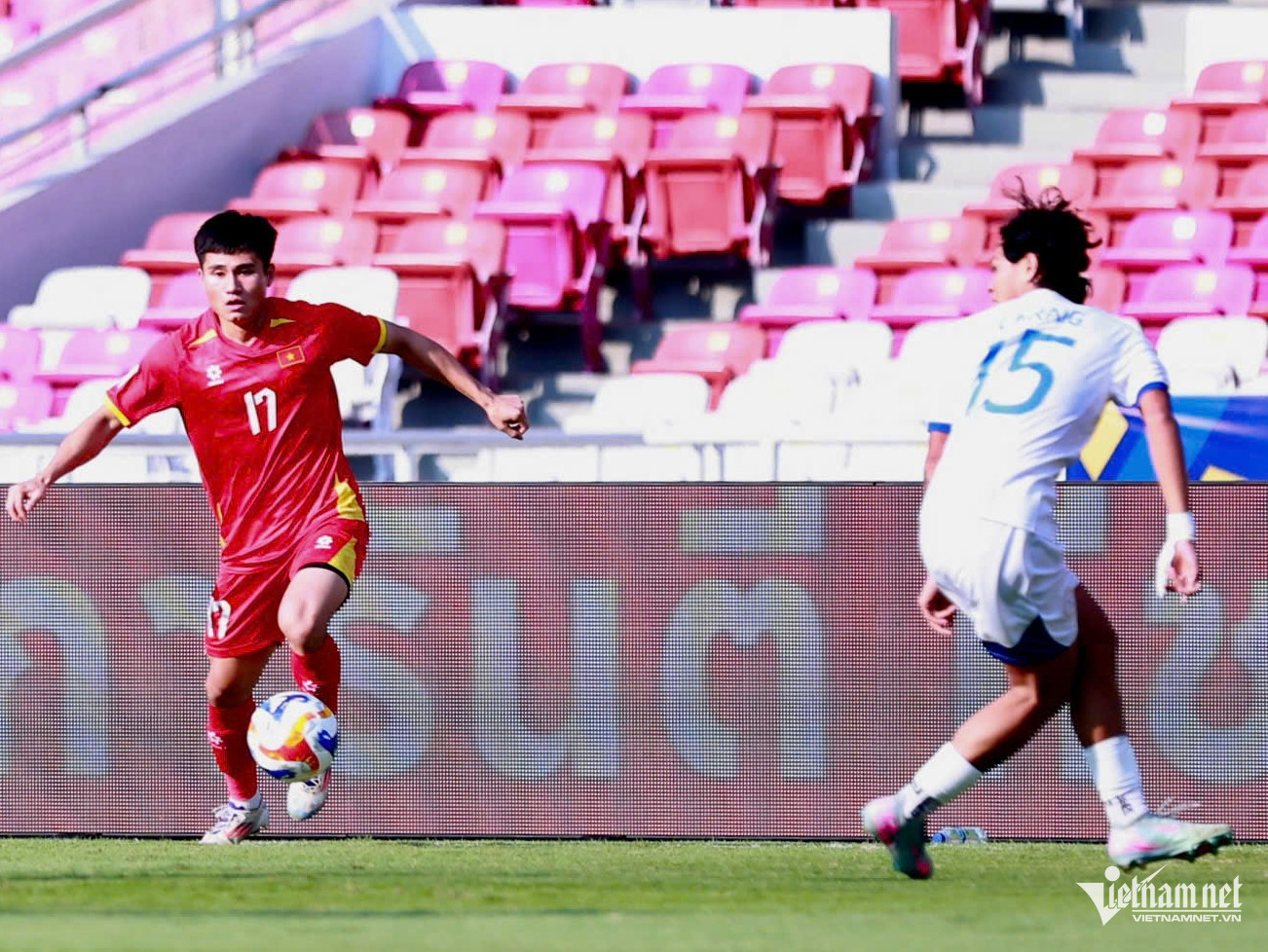 W-u23 viet nam vs u23 philippines 3.jpg