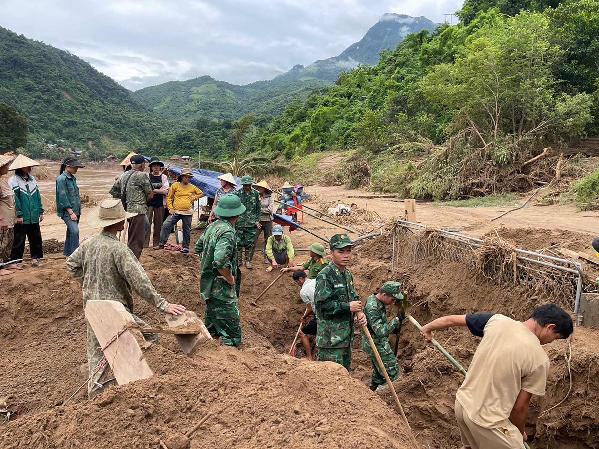 Bới tài sản5.jpg
