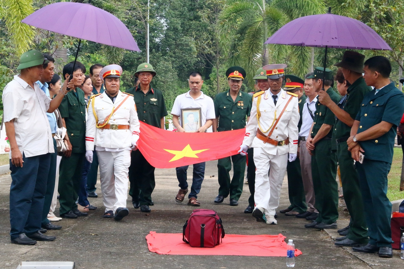Có những cuộc tri ân không lời, nhưng là cả một đời khắc ghi