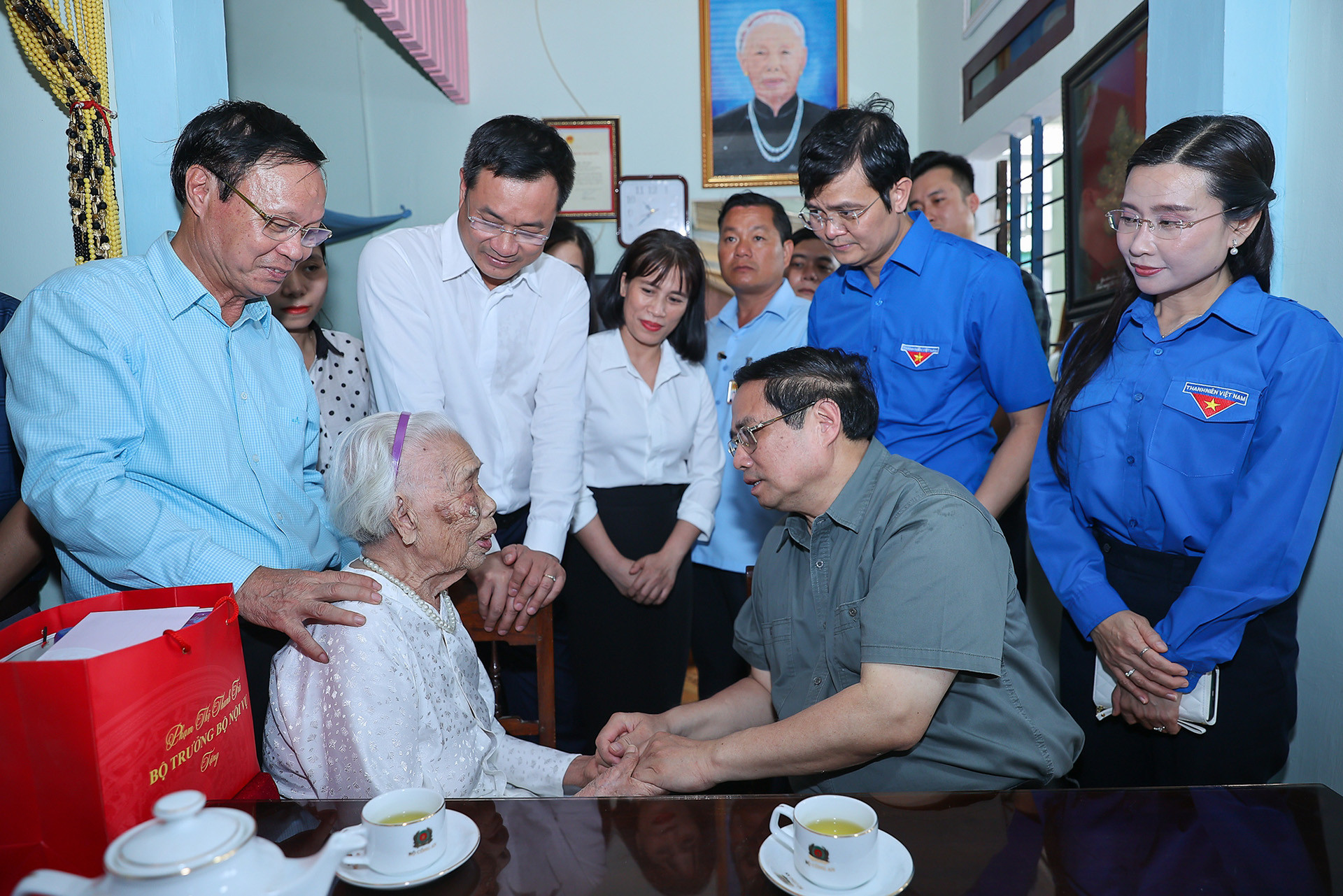 img7924 17535102603381792959546.jpg