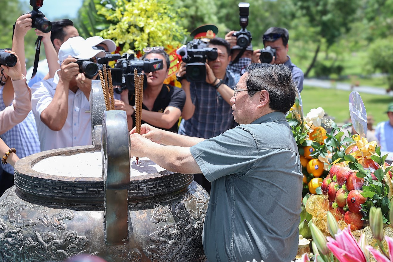 img7948 17535116818251554988263.jpg