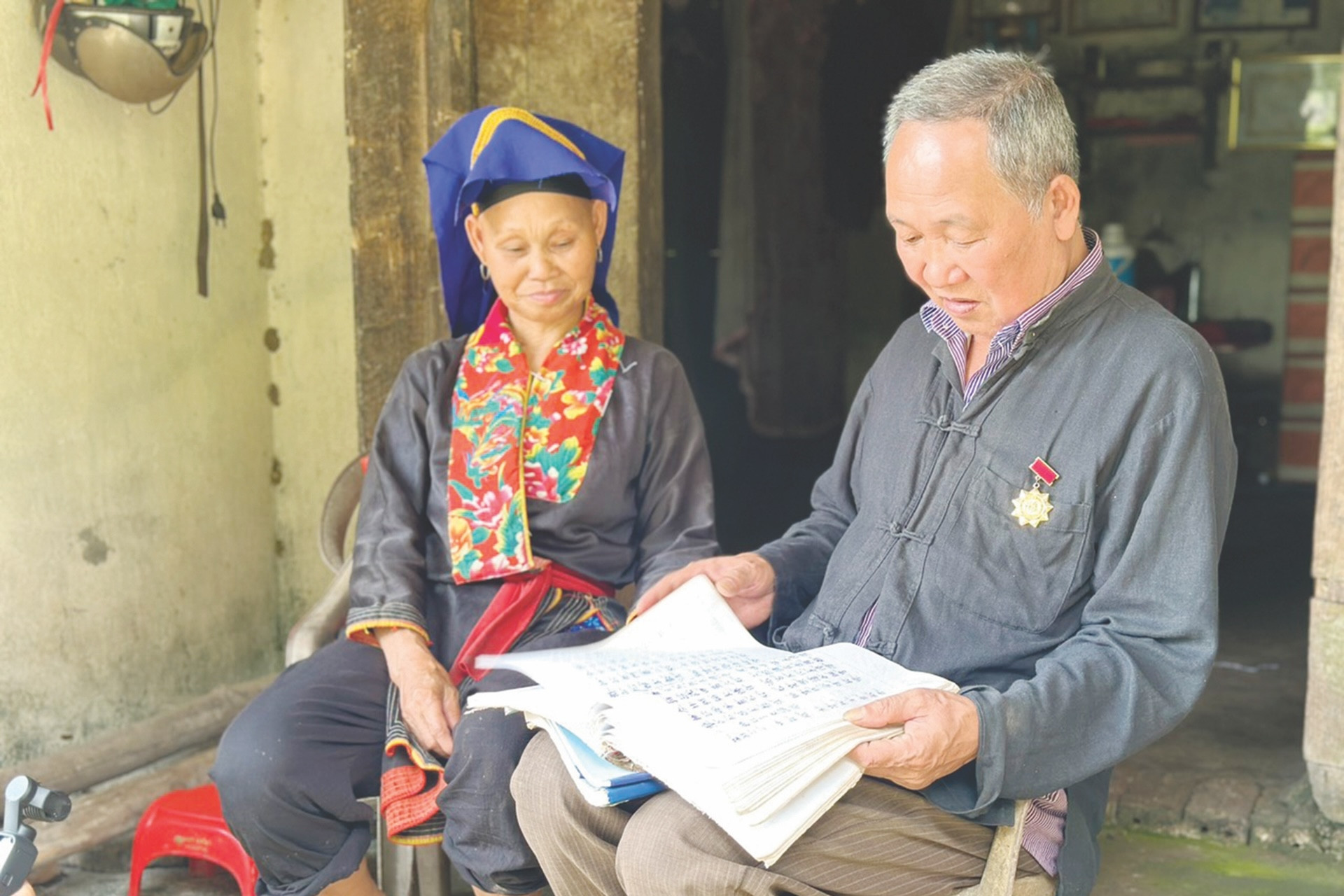 Khơi thông mạch nguồn văn hóa để phát triển bản làng