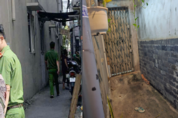 Nhân chứng kể phút phát hiện vali chứa thi thể ở TPHCM: Không dám mở kiểm tra