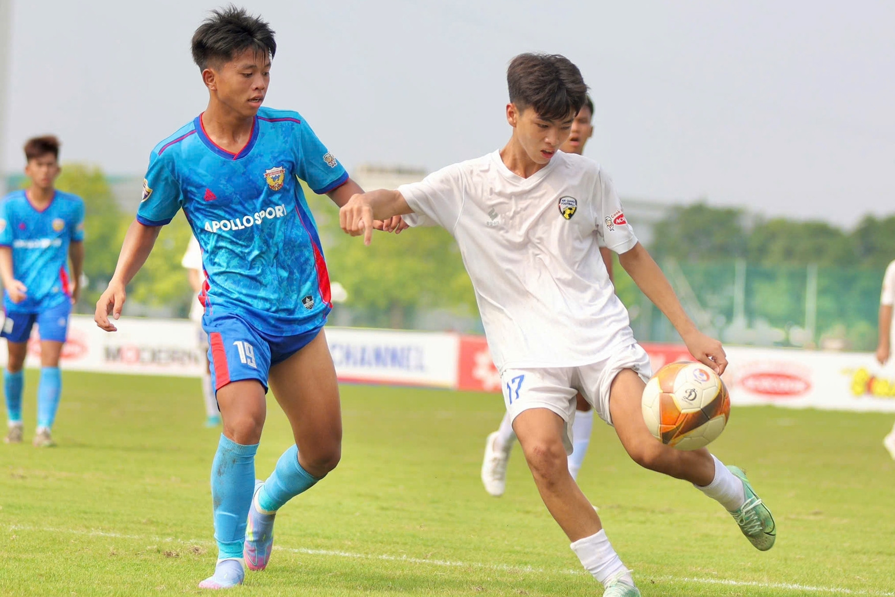 Thể Công Viettel gặp PVF ở tứ kết VCK U15 Quốc gia