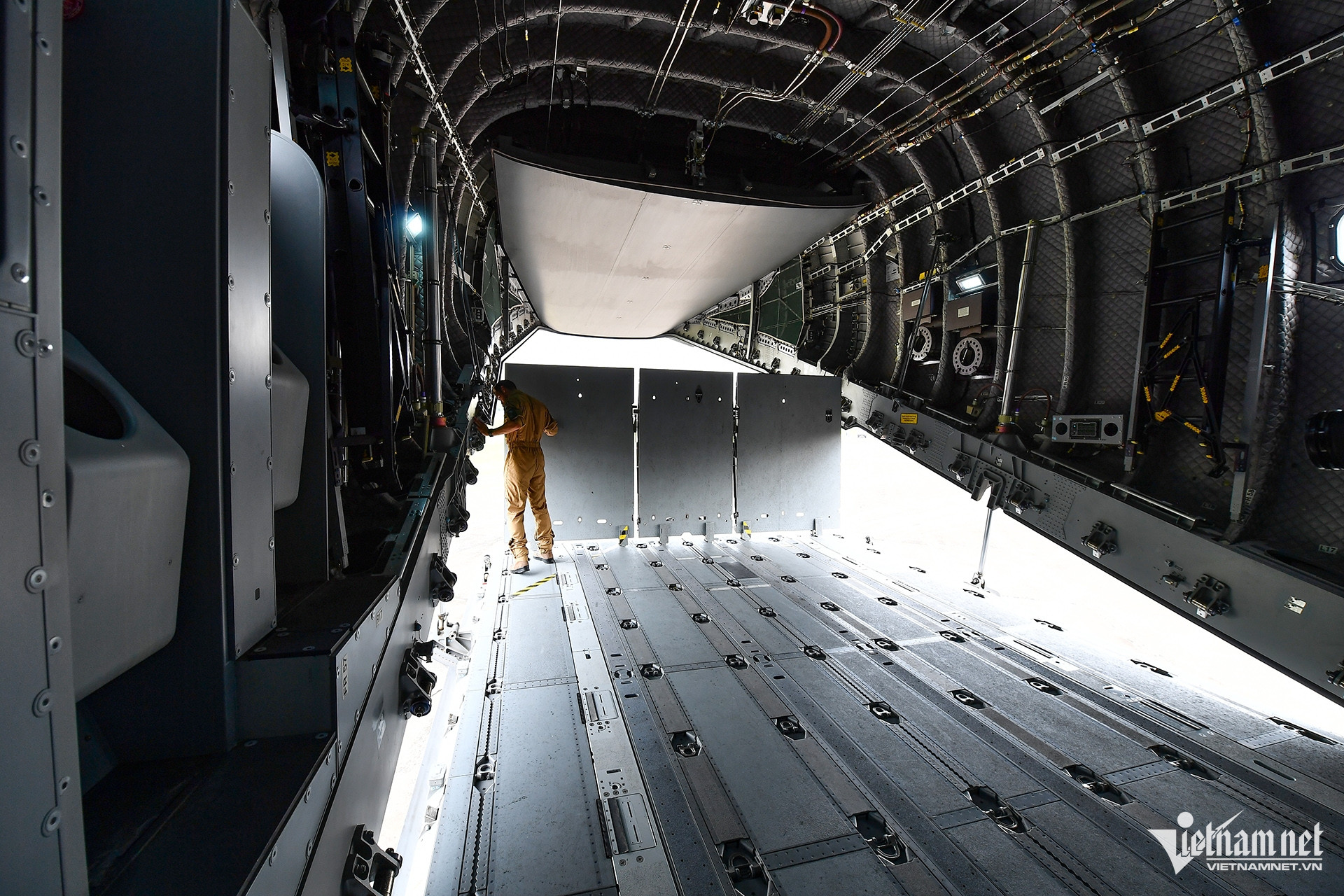 W-Airbus A400M (31).JPG.jpg