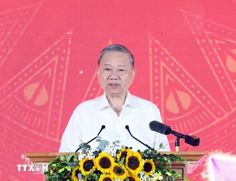 2707 tong bi thu dien bien 1 9492.jpg