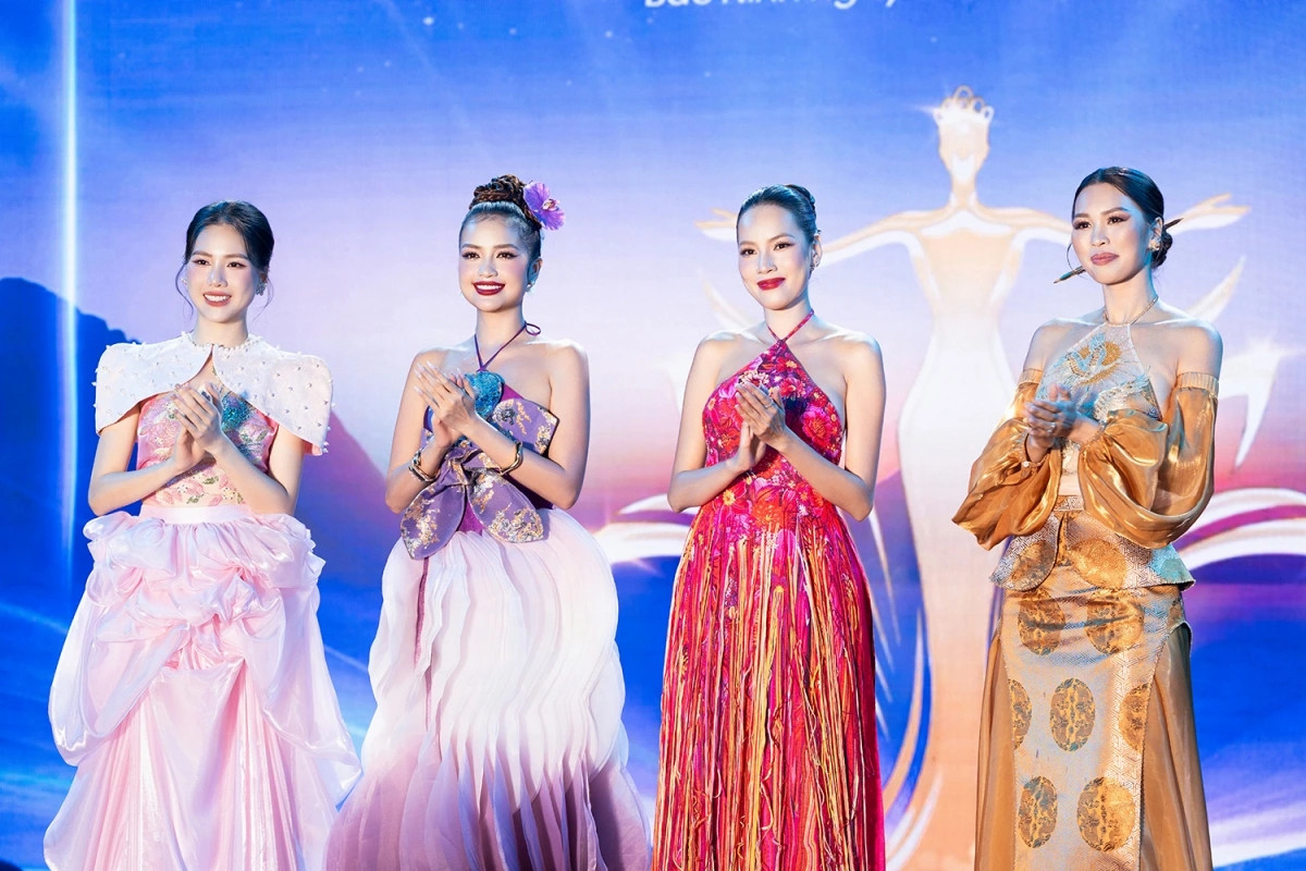 bui_quynh_hoa_ _ngoc_chau_ _le_hoang_phuong_ _ha_anh.jpg