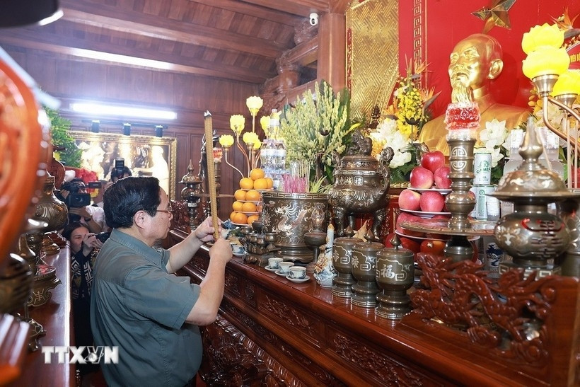 Thủ tướng: Quảng Trị cần tiếp tục phát huy truyền thống cách mạng hào hùng