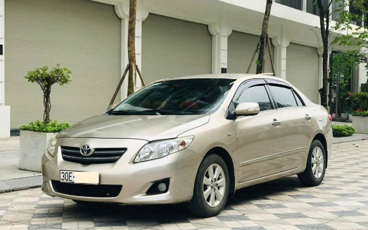 toyota corolla altis 2010 94412.jpg