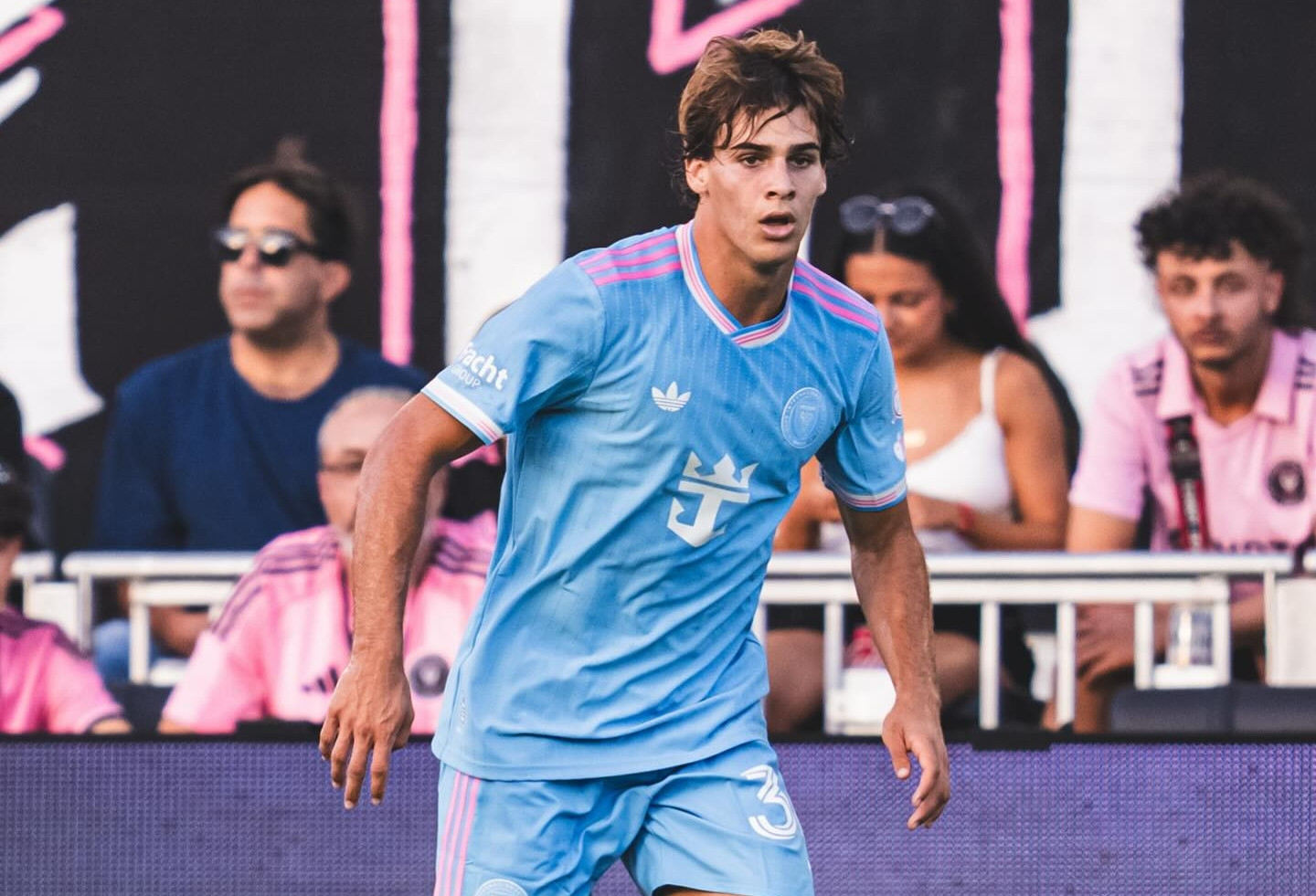 Messi bị cấm thi đấu, Inter Miami chia đểm trên sân nhà