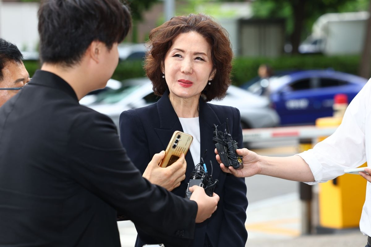 Vì sao việc cho con đi du học Mỹ khiến ứng viên Bộ trưởng Giáo dục bị rút đề cử?