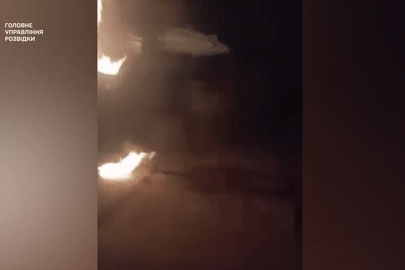 Video tiêm kích Su-27 bị phóng hỏa ngay trong sân bay Nga