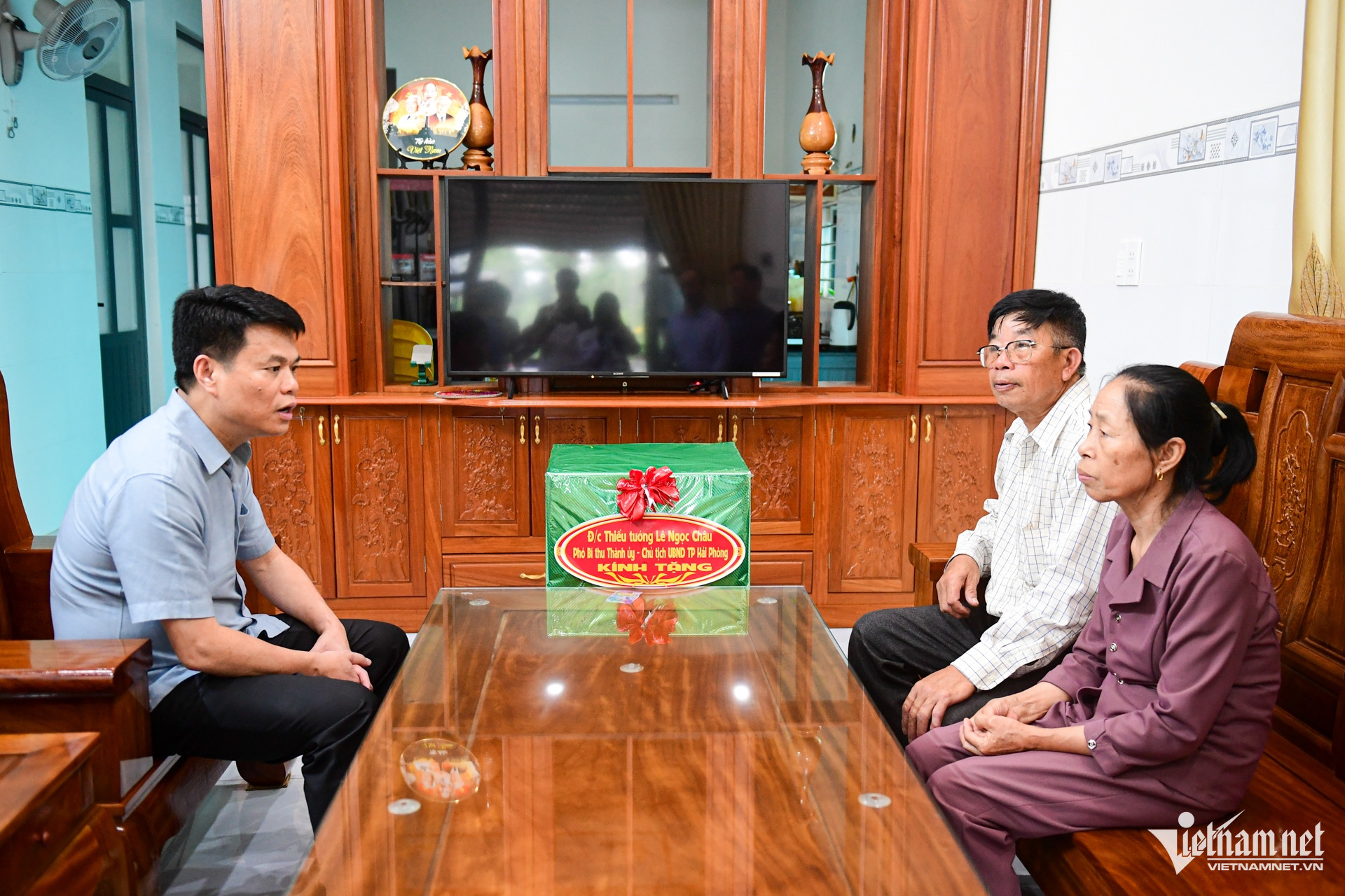 W-TN Nguyễn Huế 2.jpg