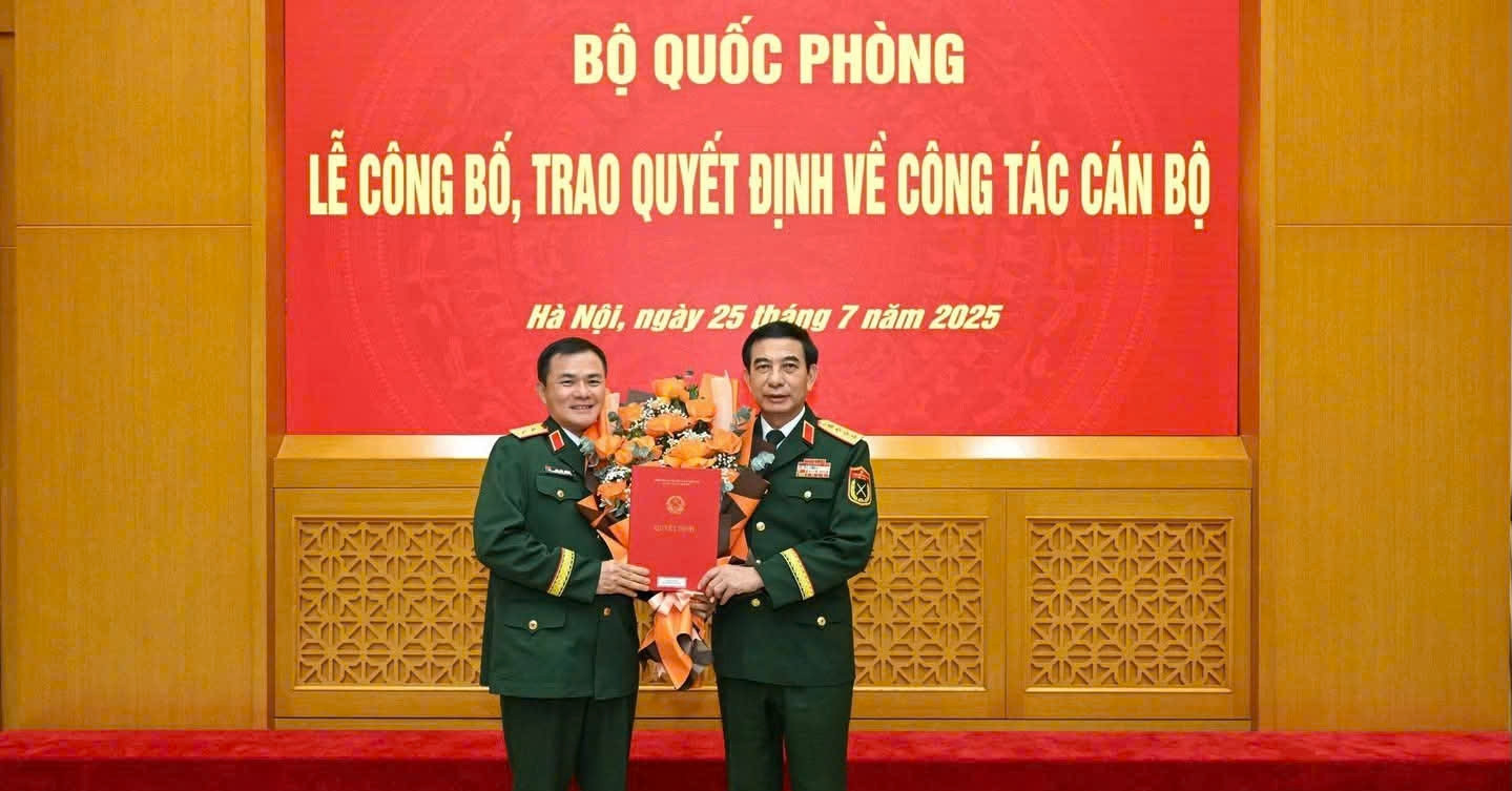 Chủ tịch Viettel Tào Đức Thắng được thăng quân ...