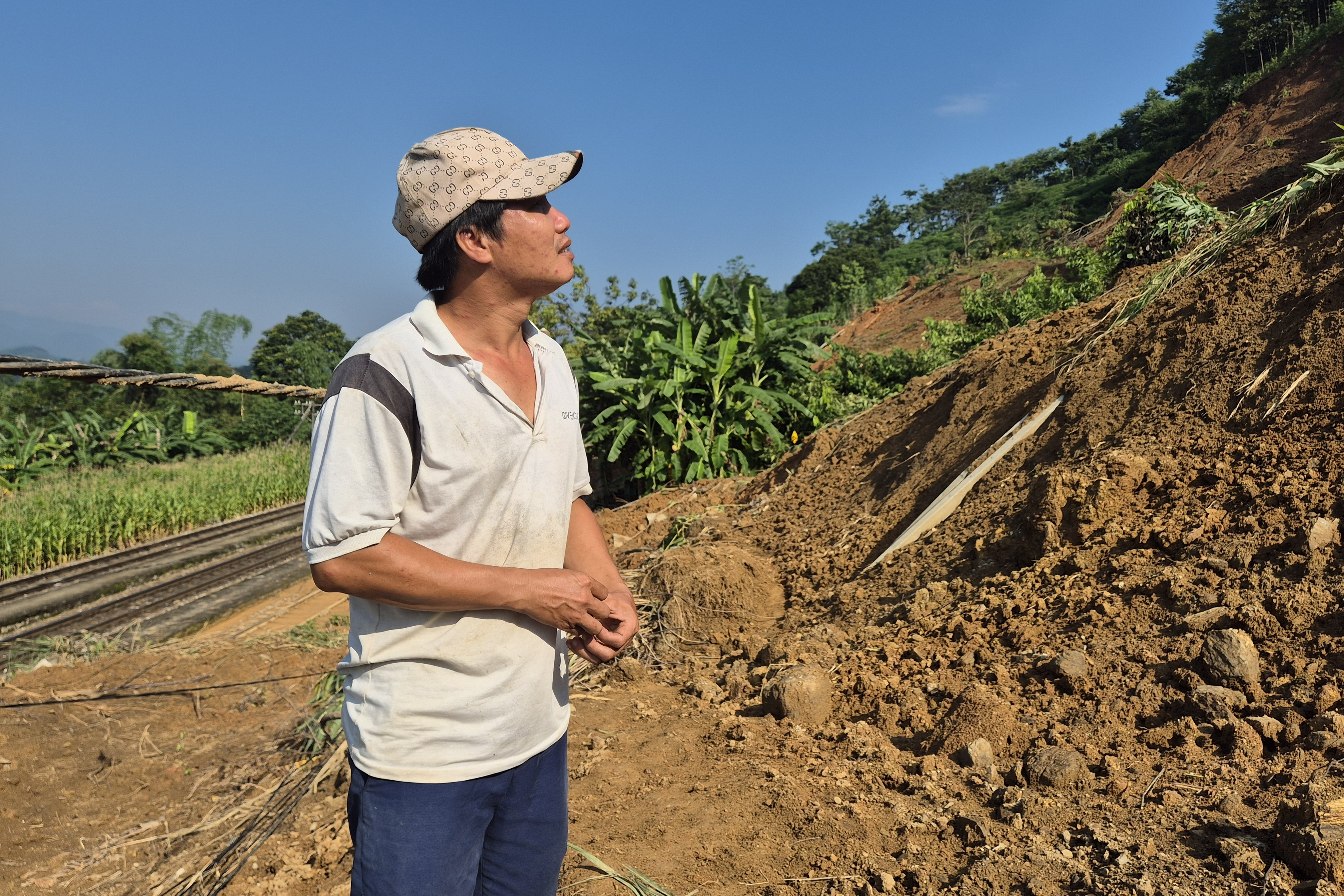 Có đất vườn trong thửa đất ở: Thủ tục chuyển đổi thế nào?