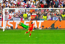 Gw4rlYLWIAAZ2Sb.jpg