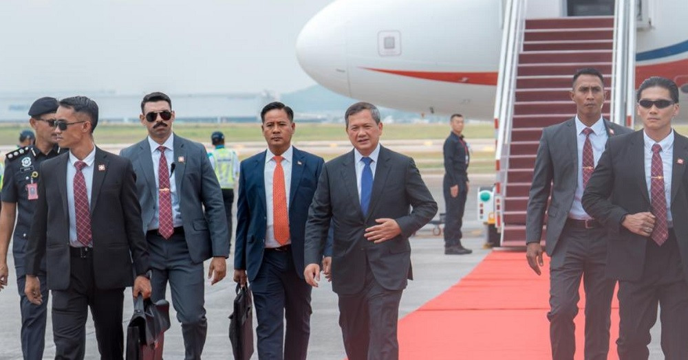 Hình ảnh các phái đoàn Campuchia và Thái Lan tới Malaysia đàm phán