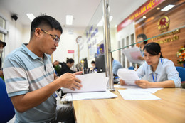 Nhiều địa phương lúng túng với chính sách tinh giản biên chế sau sáp nhập