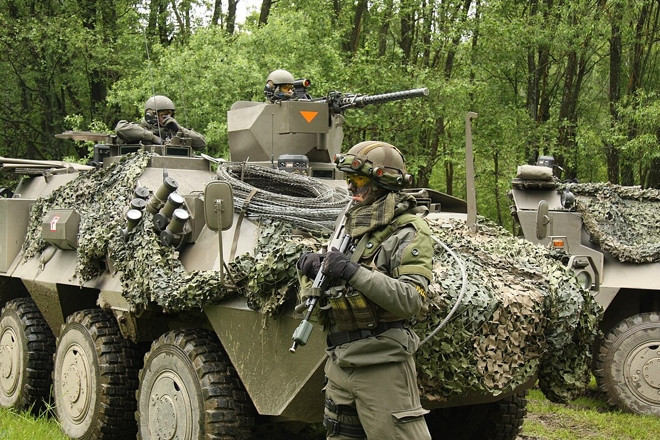 Thêm một nước muốn gia nhập NATO sau hàng thập kỷ giữ thế trung lập