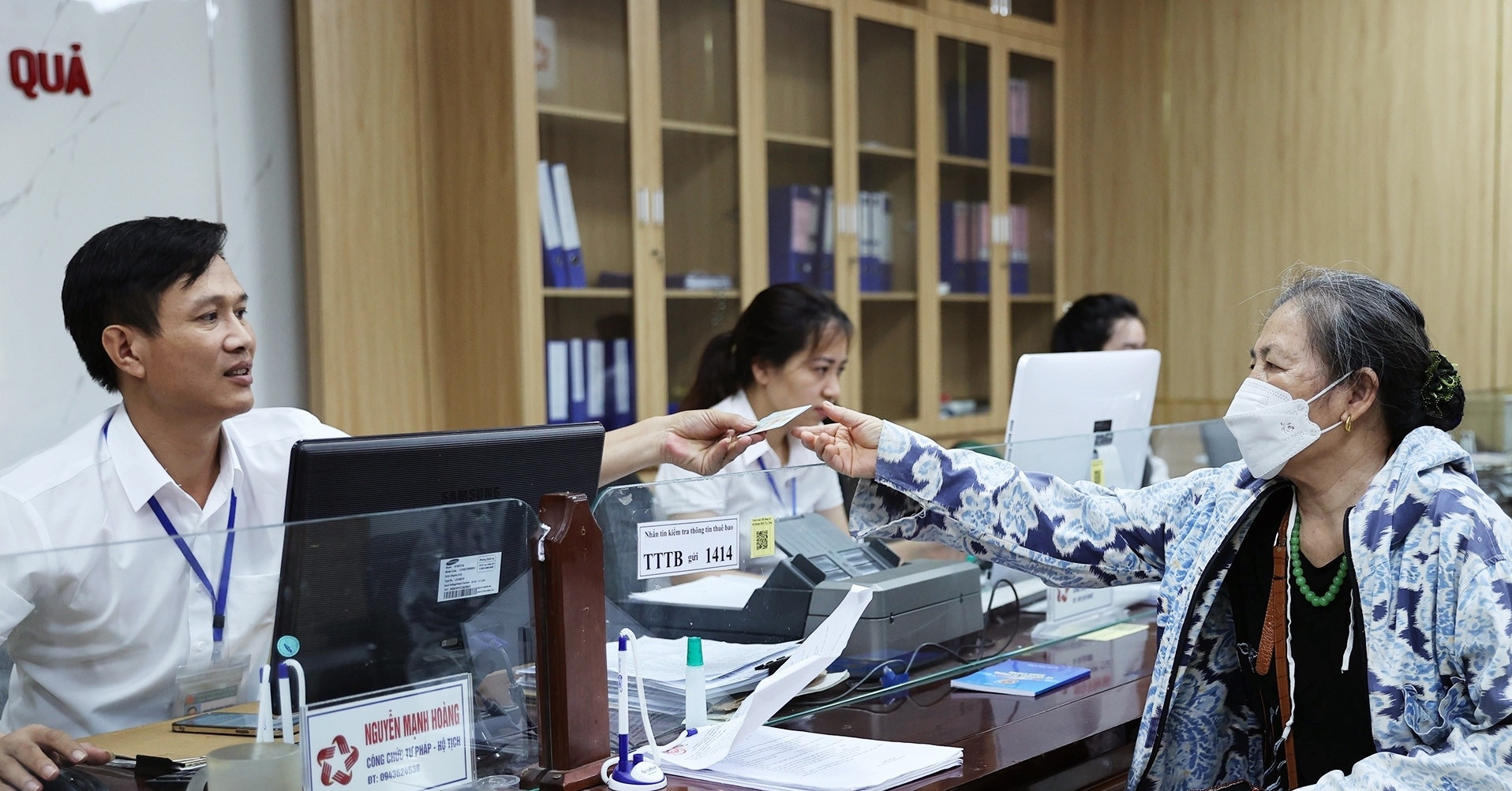 Thời gian đóng BHXH để cán bộ không chuyên trách hưởng chế độ tinh giản biên chế