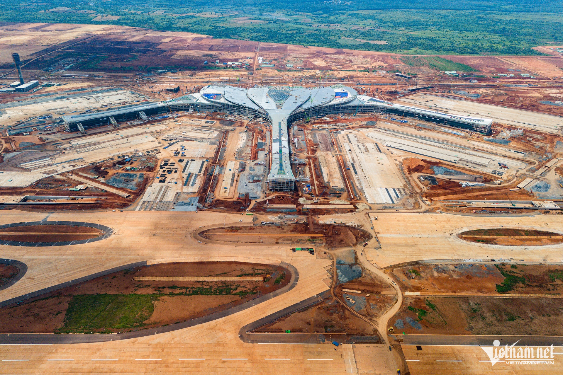 W-Sân bay Long Thành Nguyễn Huế 6.jpg