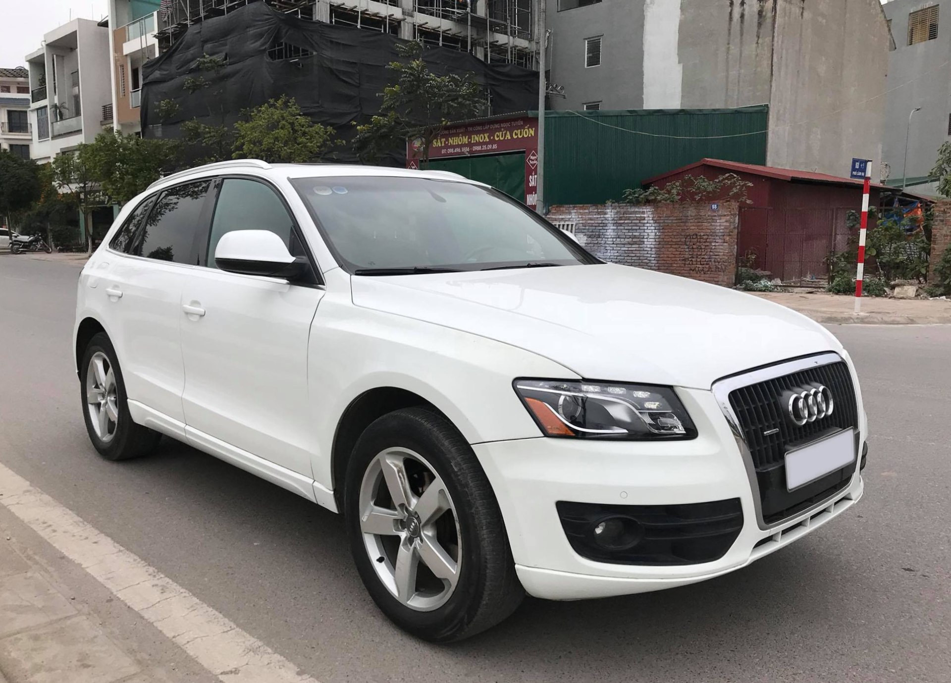 Audi Q5 2011.jpg