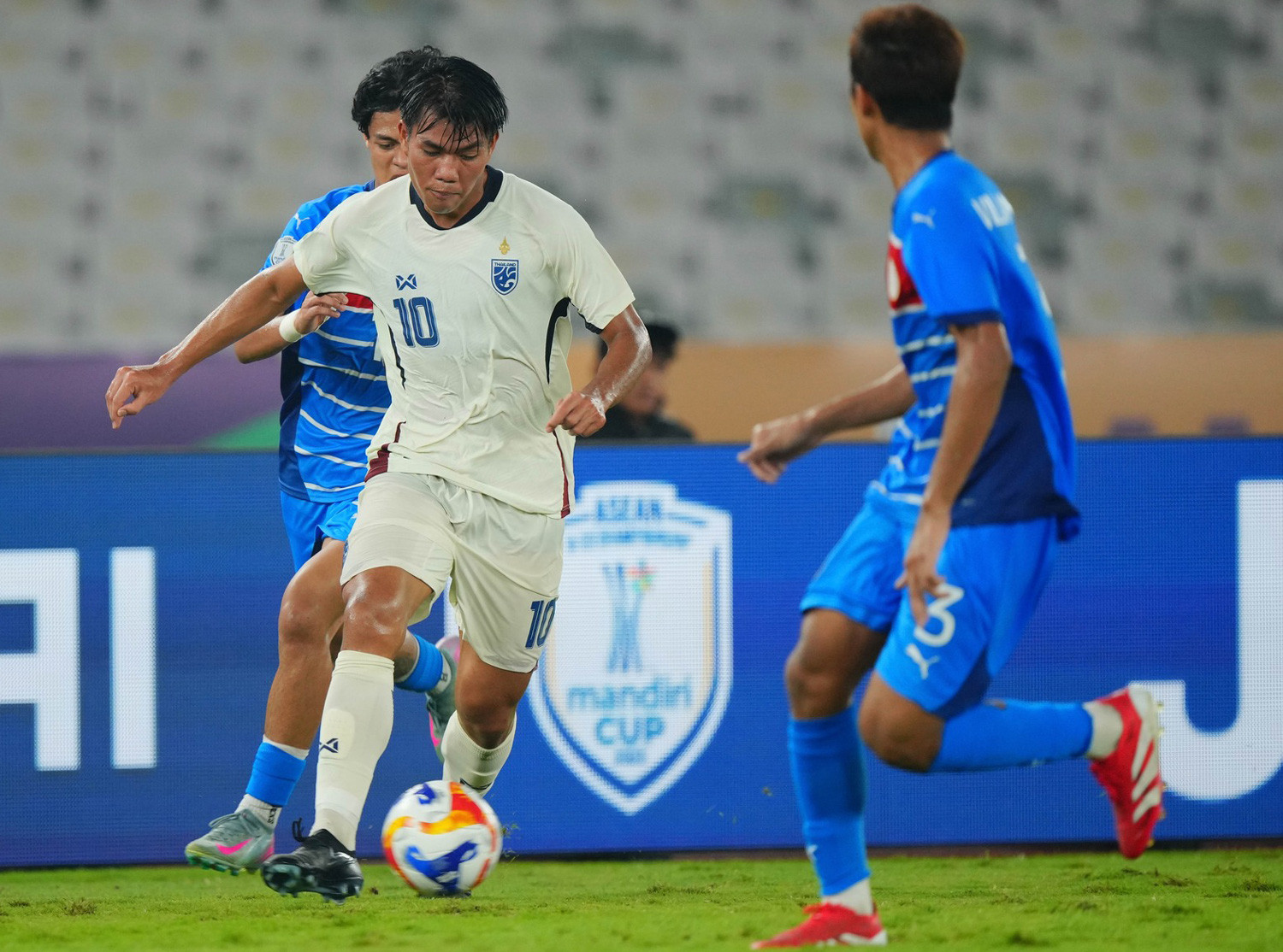 Changsuek - U23 Thai Lan U23 Philippines.jpg