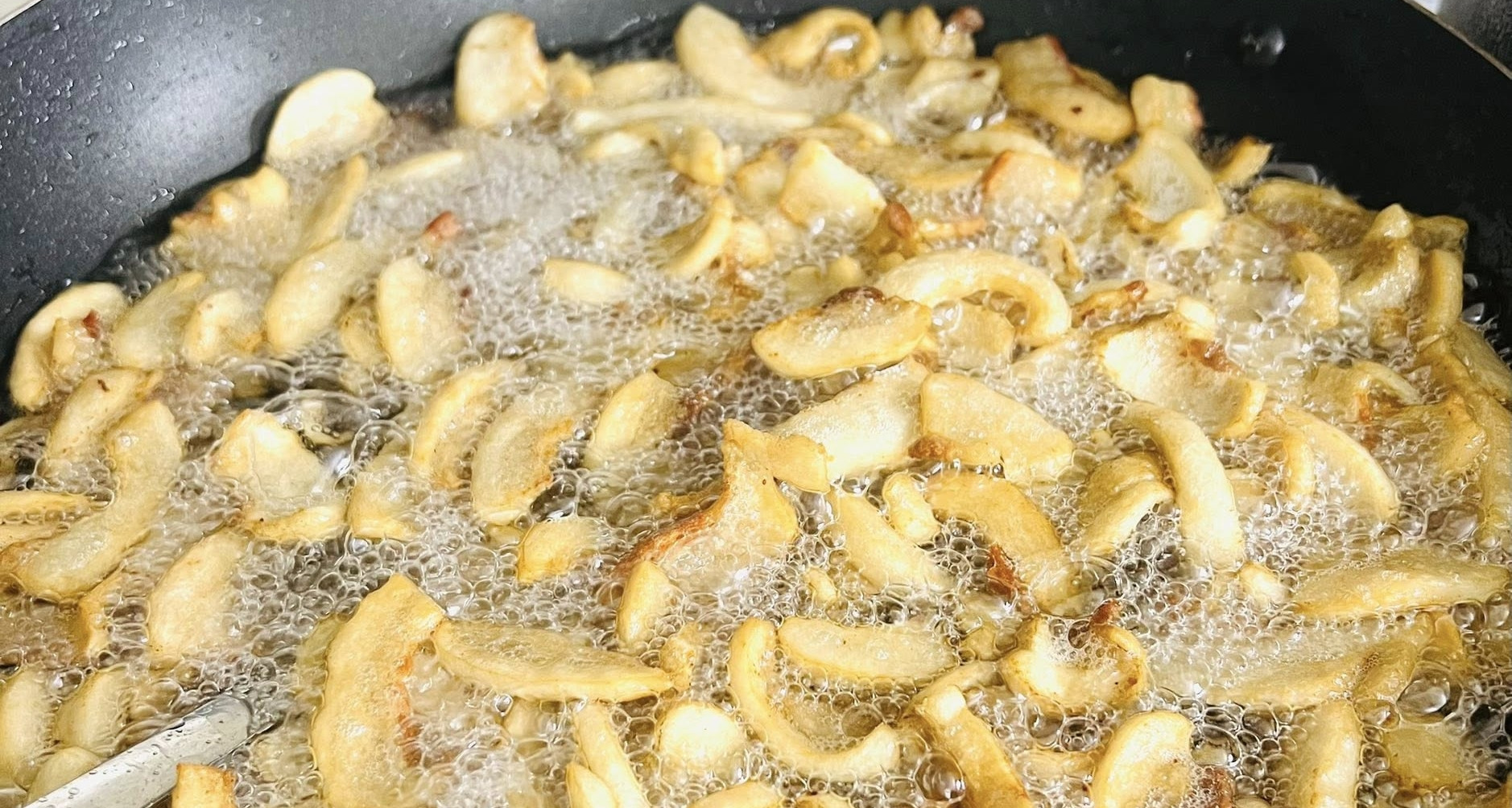 Ăn mỡ lợn tốt hay dầu thực vật tốt cho sức khỏe?