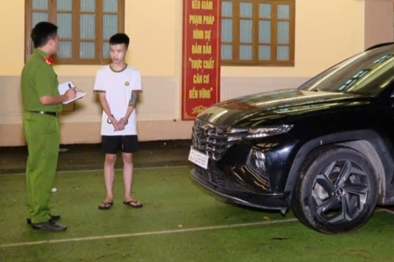 Triệt phá nhóm chiếm đoạt ô tô bạc tỷ ở Ninh Bình, người cầm đầu sinh năm 2004