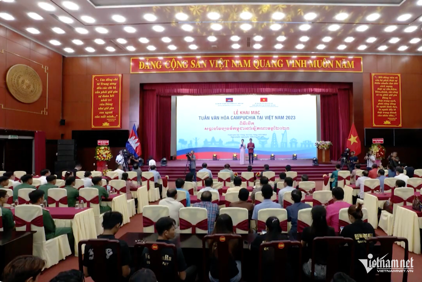 W-minhhoa.png