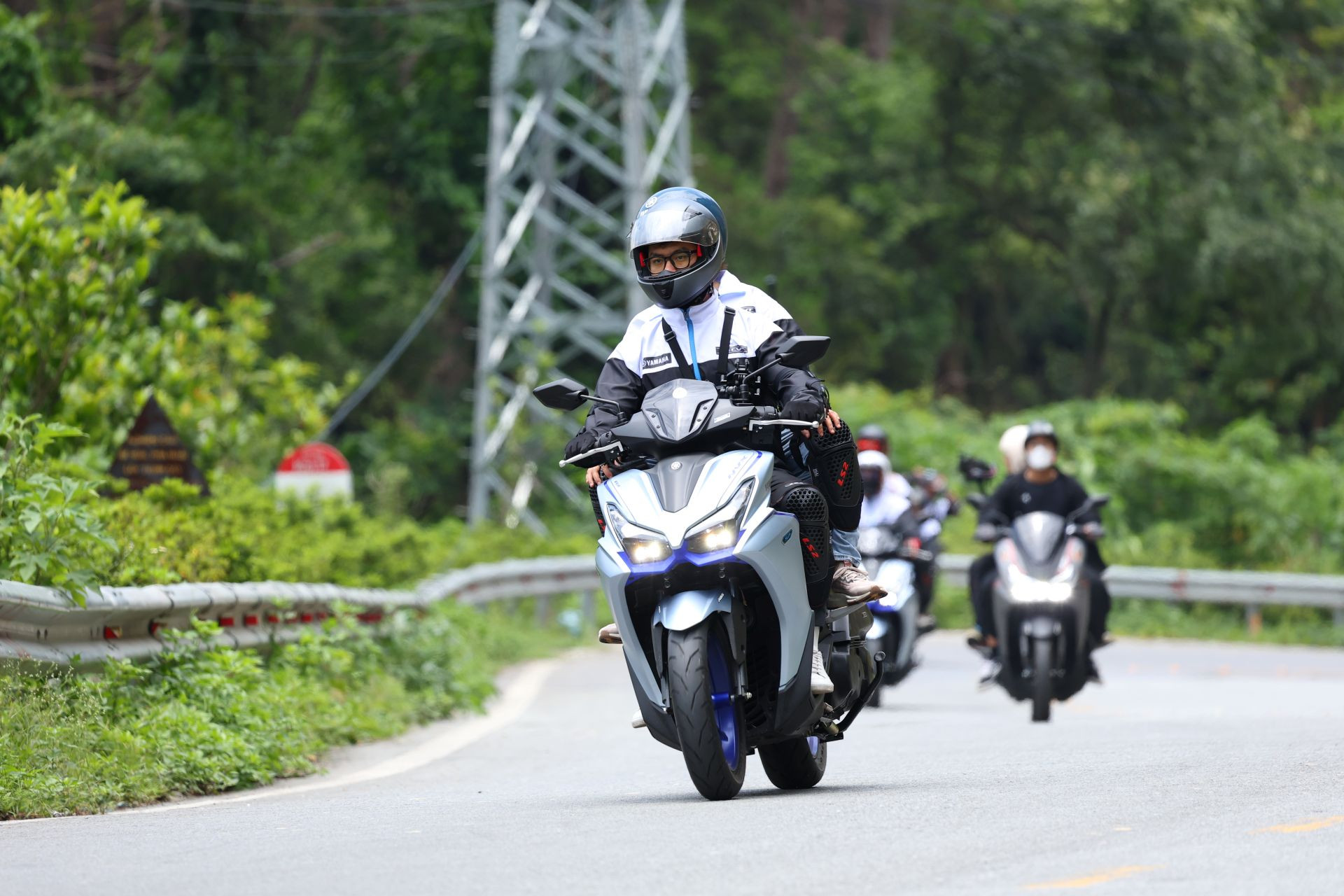 yamaha 1.JPG