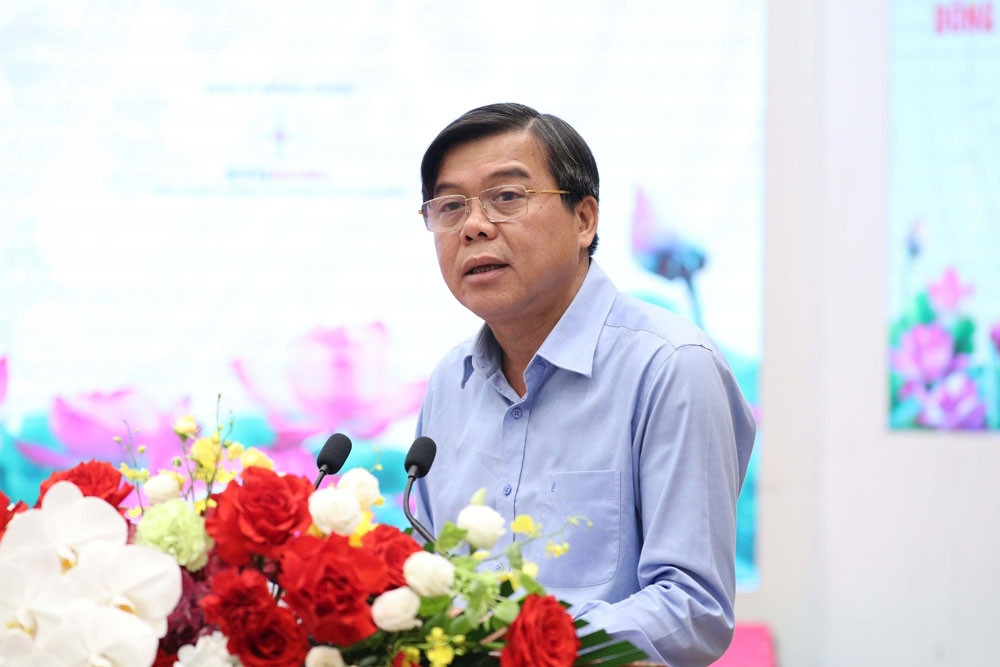 'Cần hiểu đúng về số lượng ít cán bộ, công chức tới TPHCM làm việc'