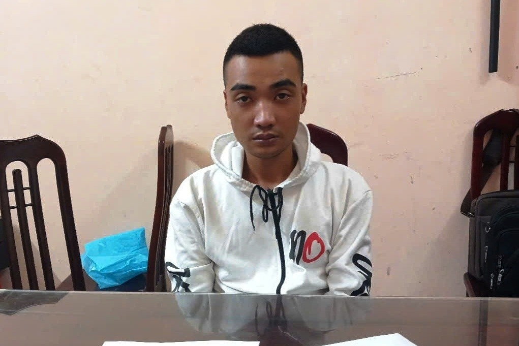‘Con nghiện’ một tuần cướp giật 7 điện thoại bán lấy tiền mua ma túy
