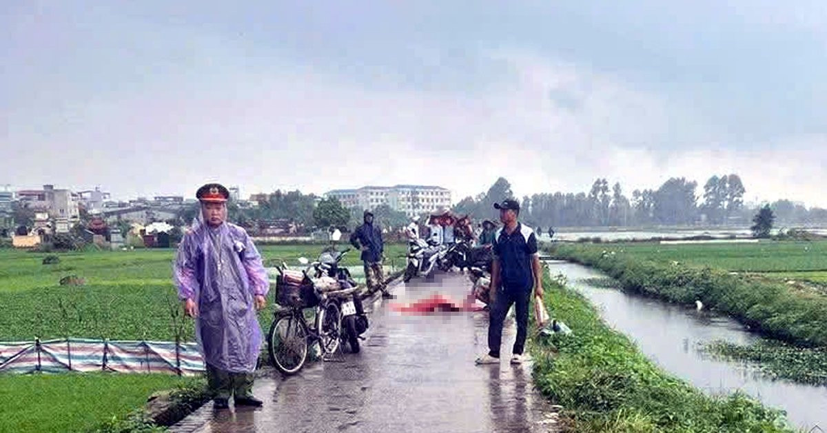 Đi làm đồng gặp mưa giông, một người phụ nữ ở Hà Nội bị sét đánh tử vong